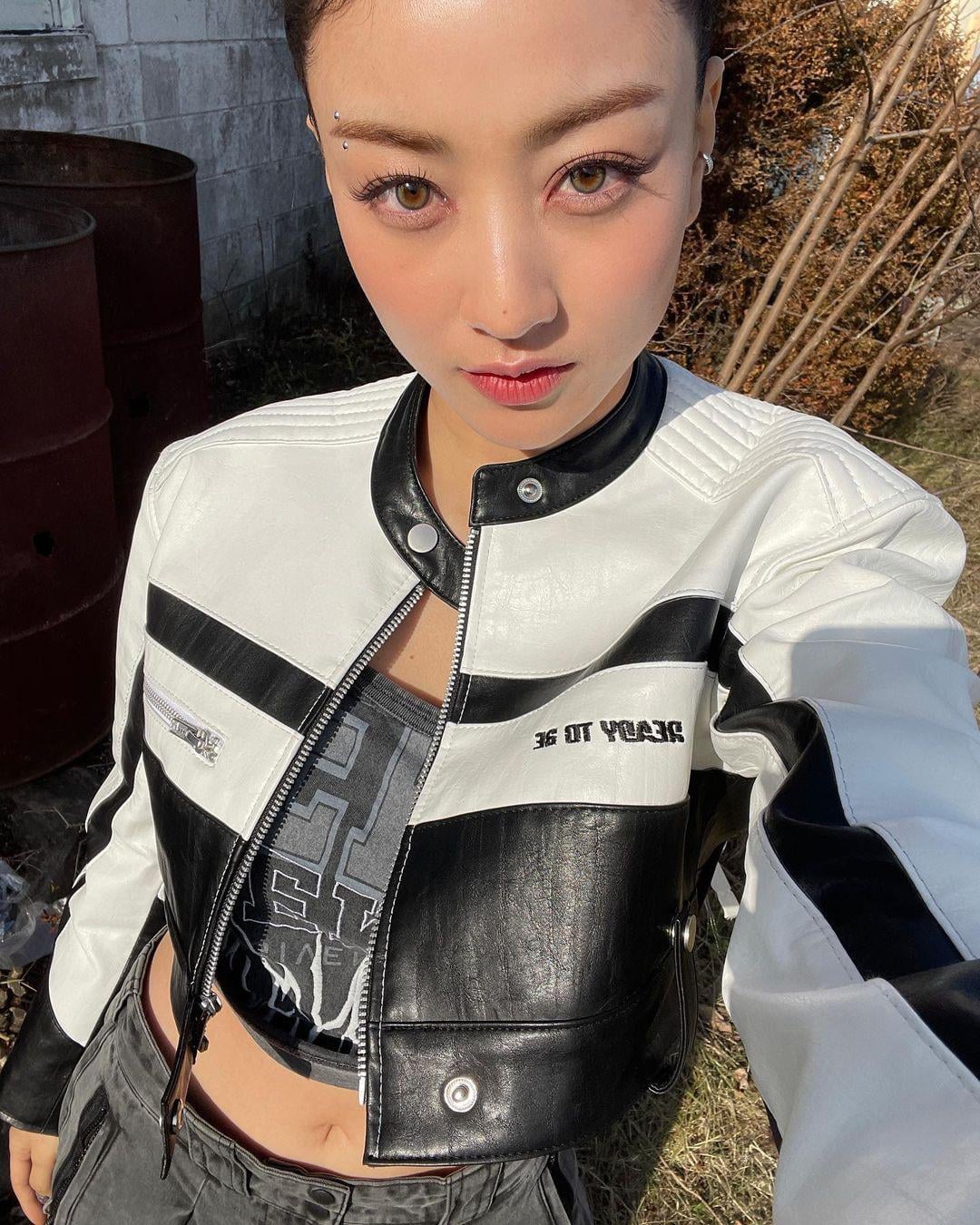 230224-jihyo-instagram-update-ready-to-be-release-on-2023-03-10