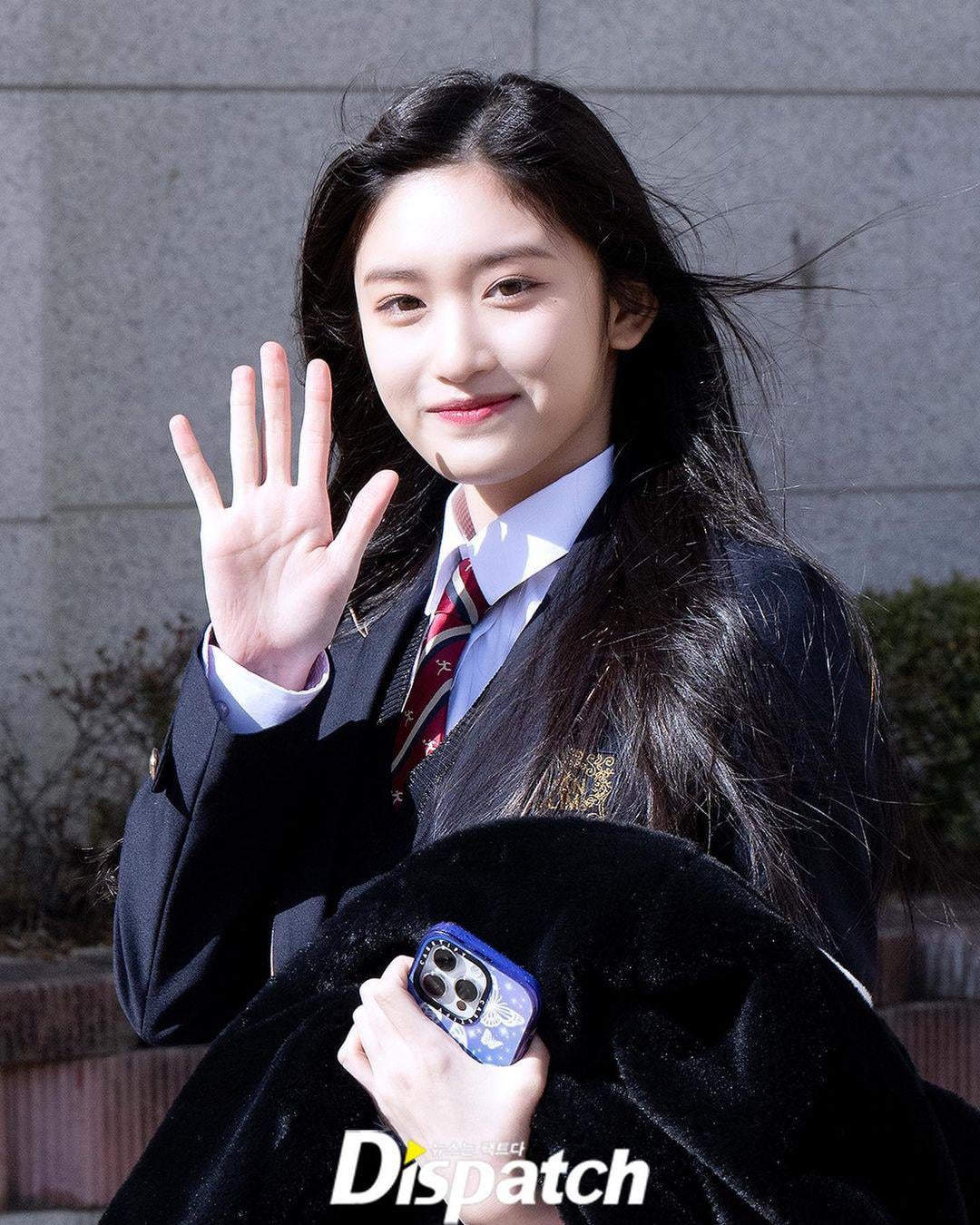 230302 Korea Dispatch Official Instagram Update with Leeseo Hanlim