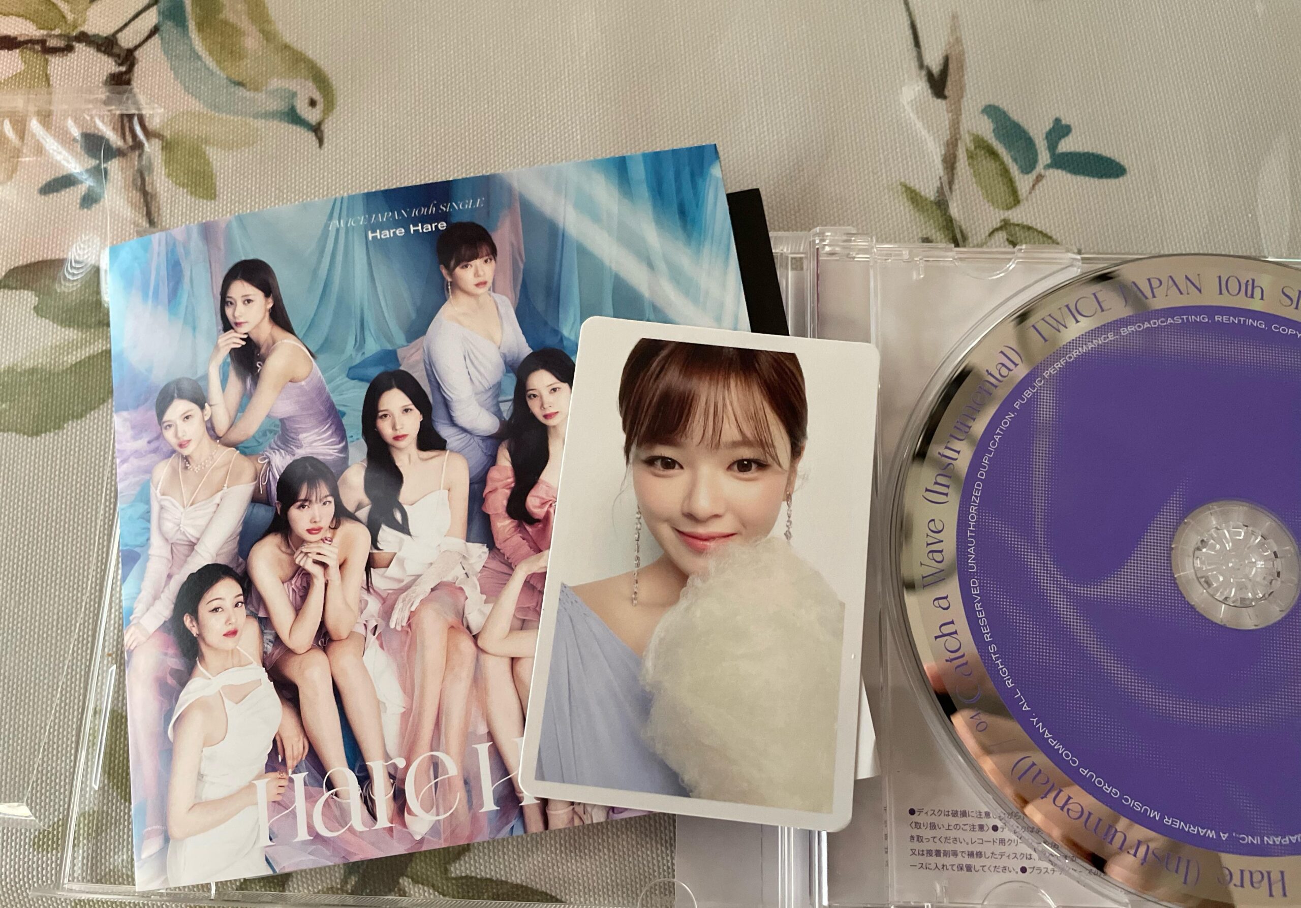 In The New Japanese Album What Does Getting A Member Photocard Mean in-the-new-japanese-album-what-does-getting-a-member-photocard-mean