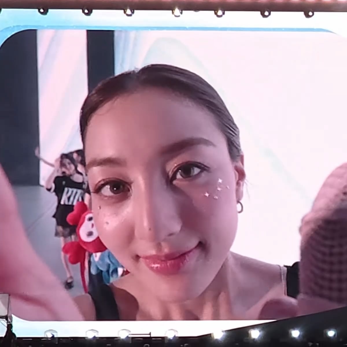 240714 - Wink and kiss from Jihyo - PTKOREA