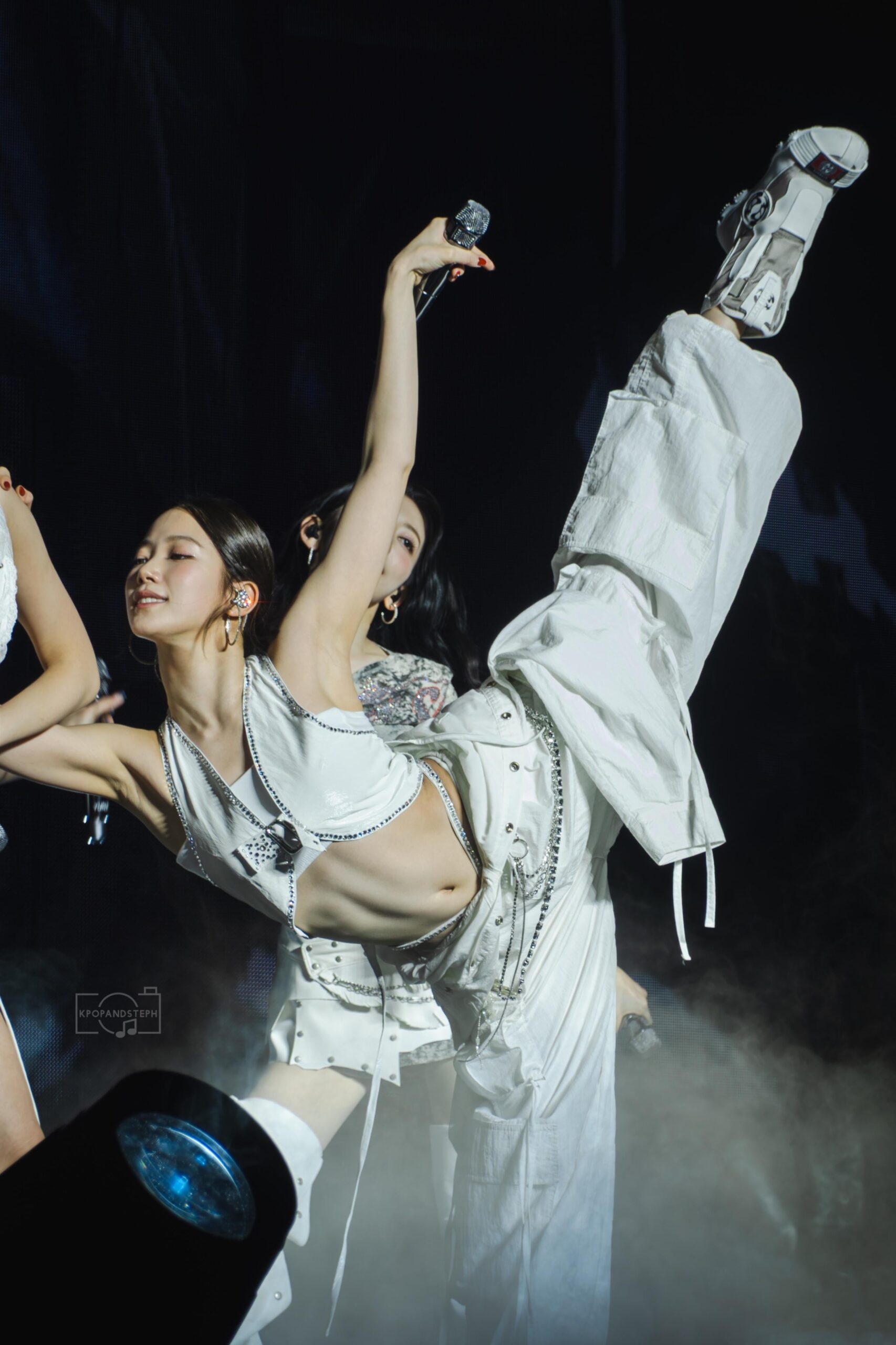 250921 Kazuha - 2025 LE SSERAFIM TOUR 'EASY CRAZY HOT' In Las Vegas ...